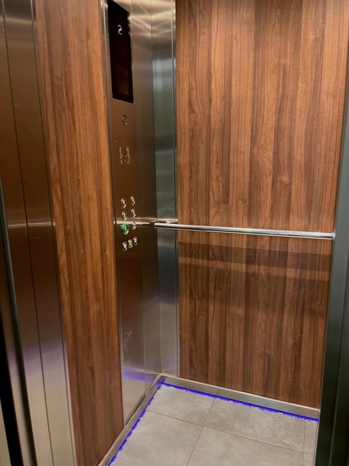 Special 1 Bed Room Condo Warszawa Center Dış mekan fotoğraf